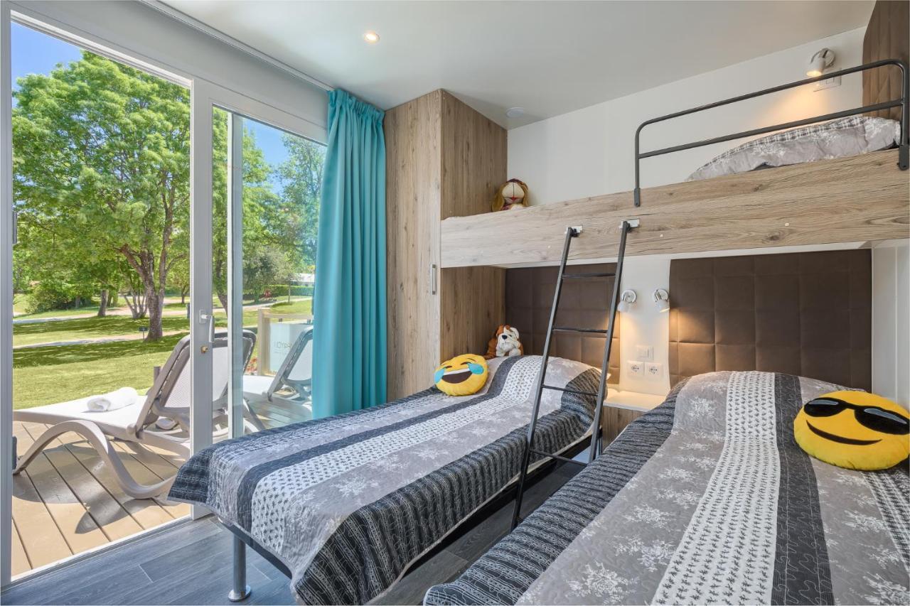 Mobile Homes Premium Relax Park Umag By Camp4You Karigador Exterior photo